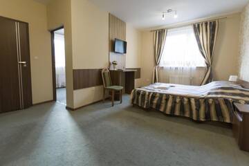 Фото номера Четырехместный номер Мотели Gościnny Gaj г. Gaj 13